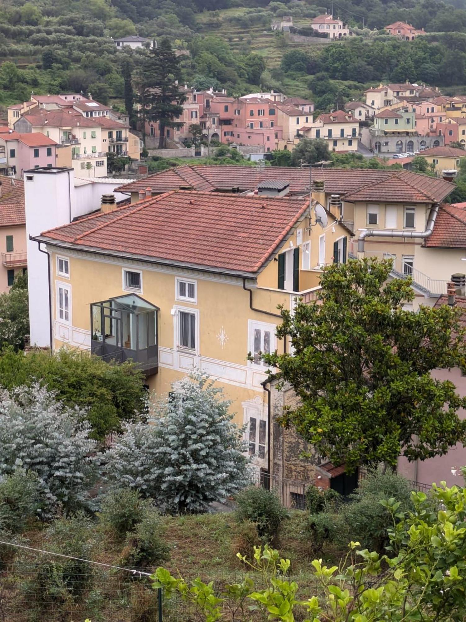 Casa Viola Bed And Breakfast Dimora Di Campagna Calice Ligure Екстер'єр фото